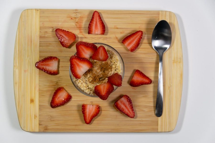 oats+and+strawberries+on+board